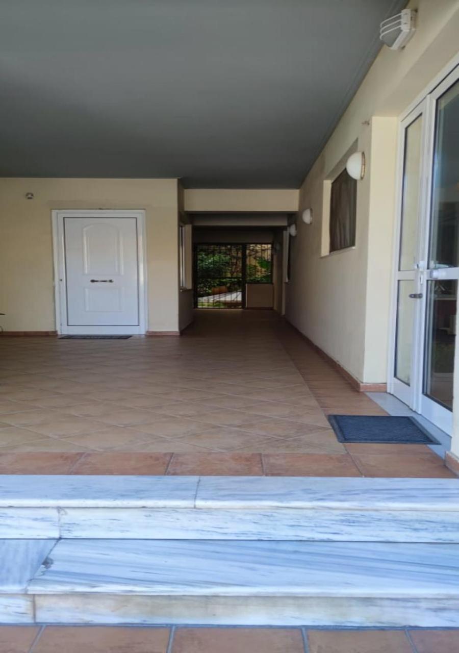 Apartment In A Quiet Location. Atenas Exterior foto
