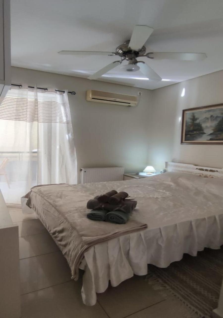 Apartment In A Quiet Location. Atenas Exterior foto